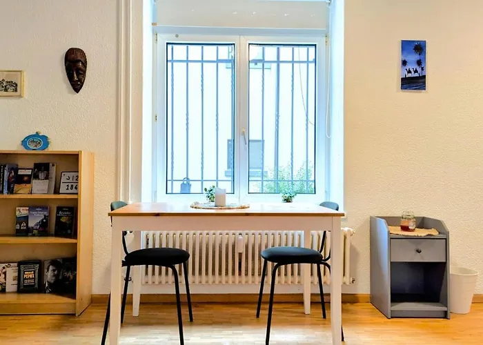 Urban Retreat - Cozy Studio With Private Patio *